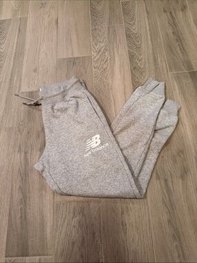 New Balance Men’s Grey Logo Joggers Size S
